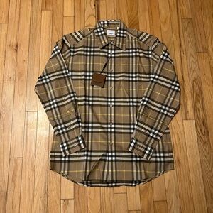 Men’s Burberry Long sleeve Button Up Shirt